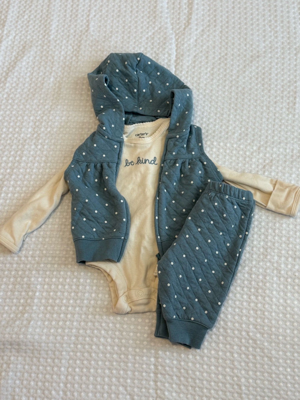 Carter's Cream Bodysuit with Blue Quilted Dot Hooded Vest & Pants 3n